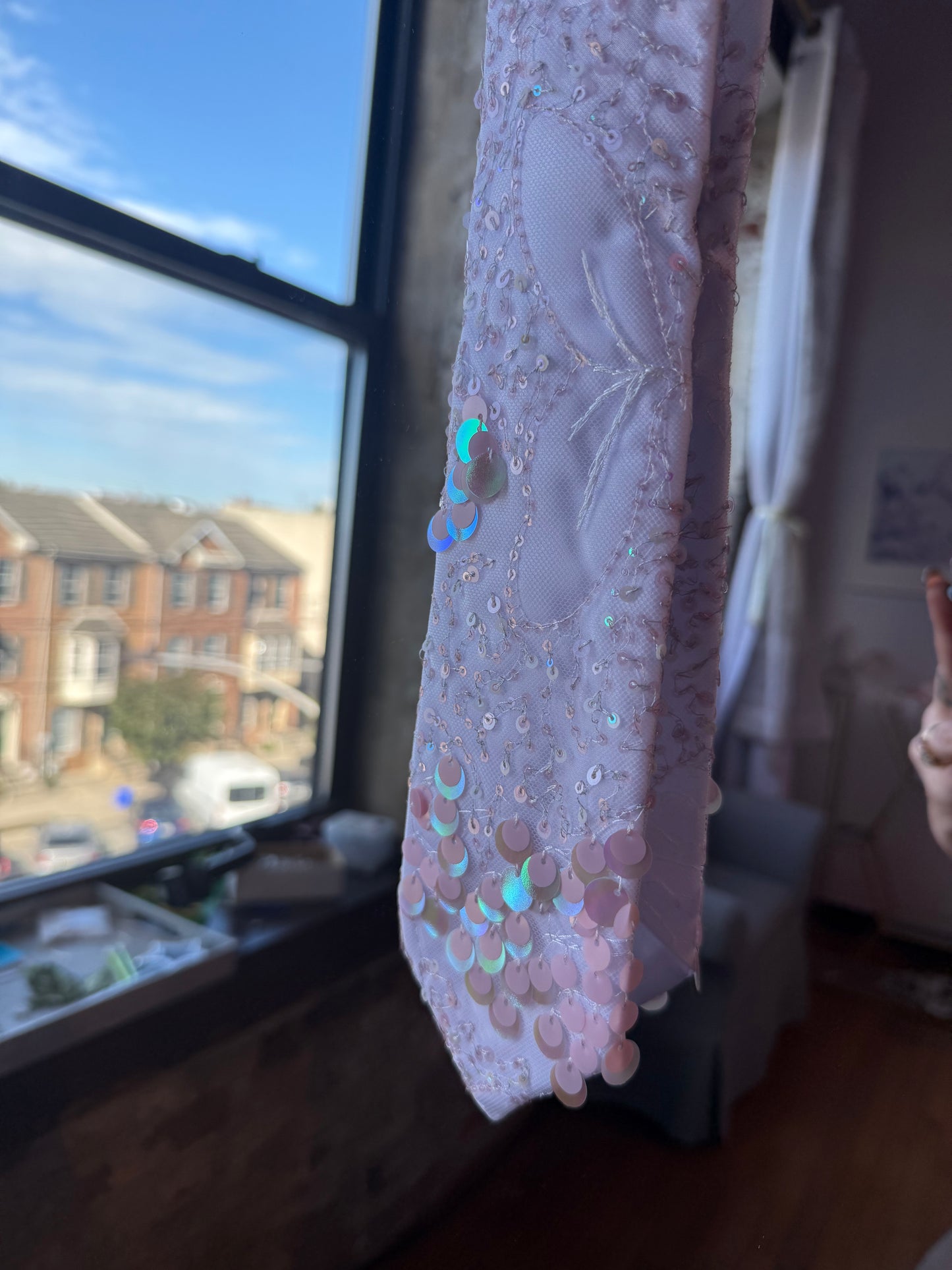 Opal Tie