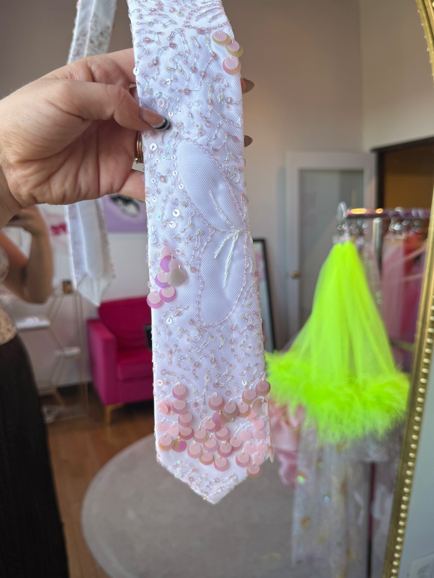Opal Tie