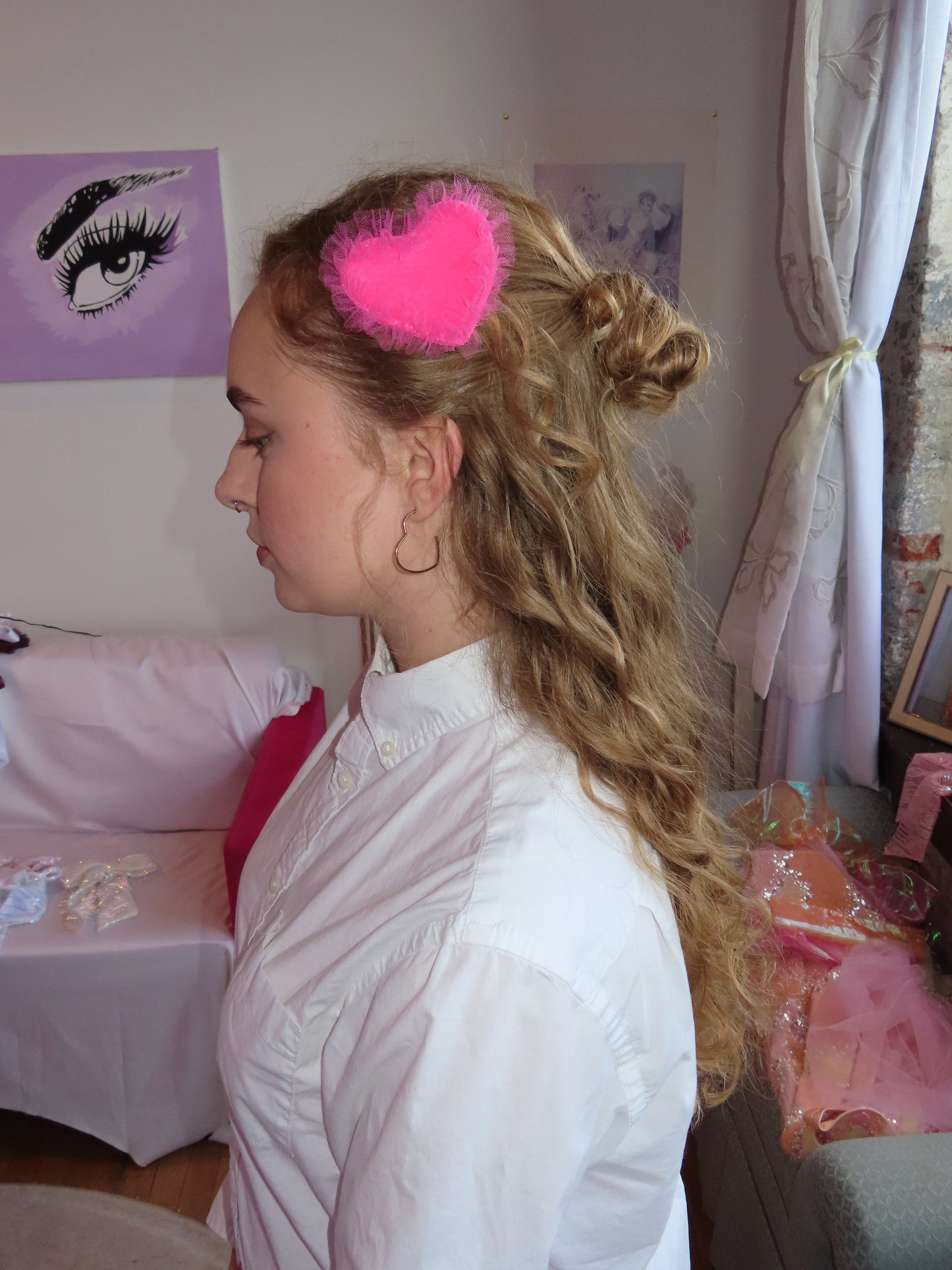 Ruffle Heart Clip