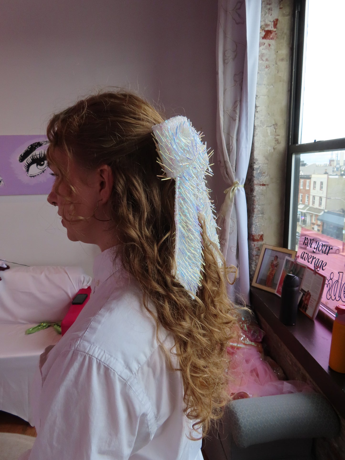 Fringey iridescent bow