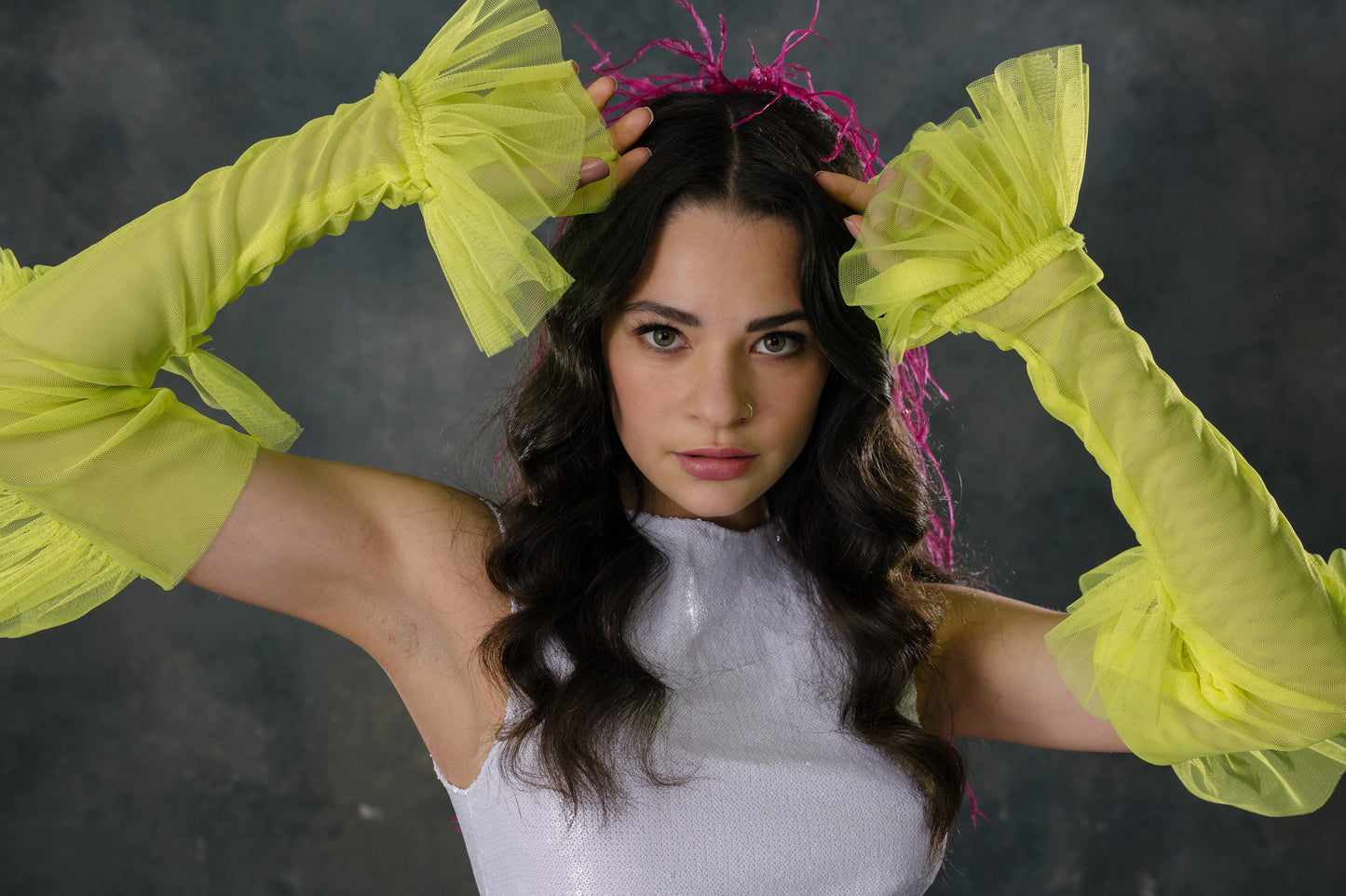 Ruffle Gloves