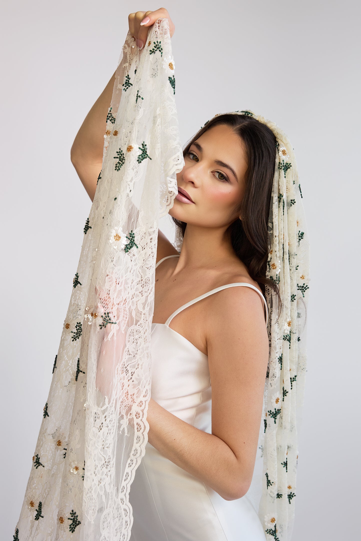 Daisy Lace Veil