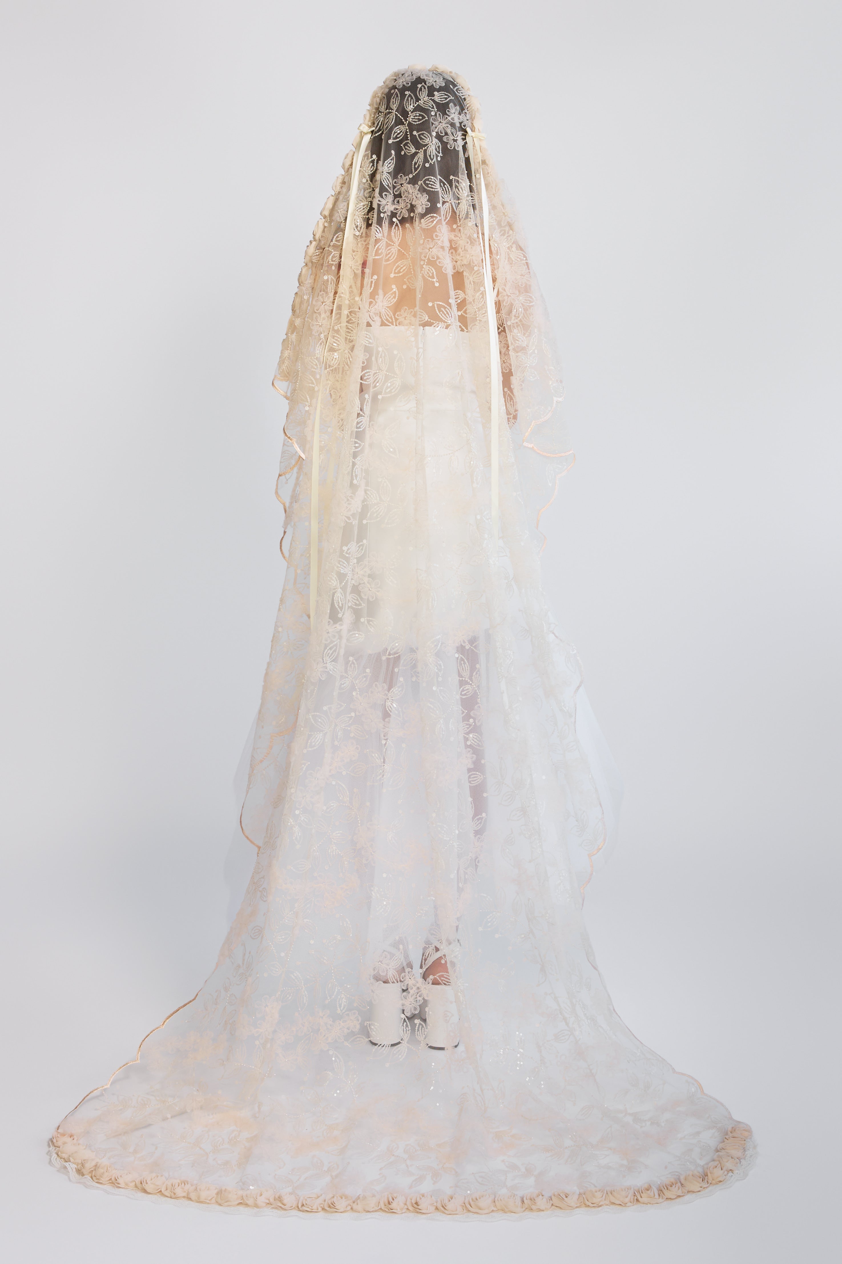 Lilith Veil – Madison Chamberlain