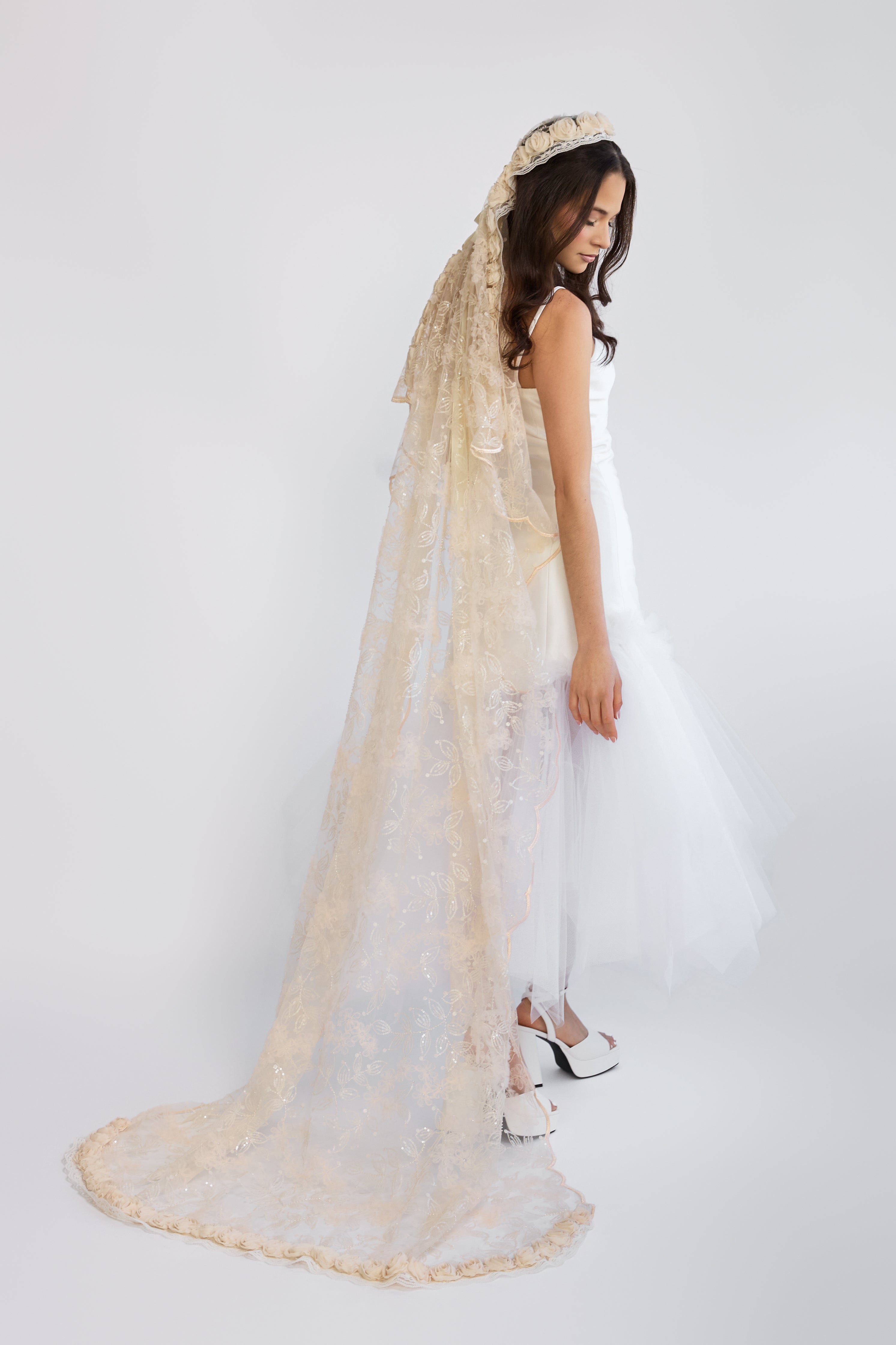 Lilith Veil – Madison Chamberlain