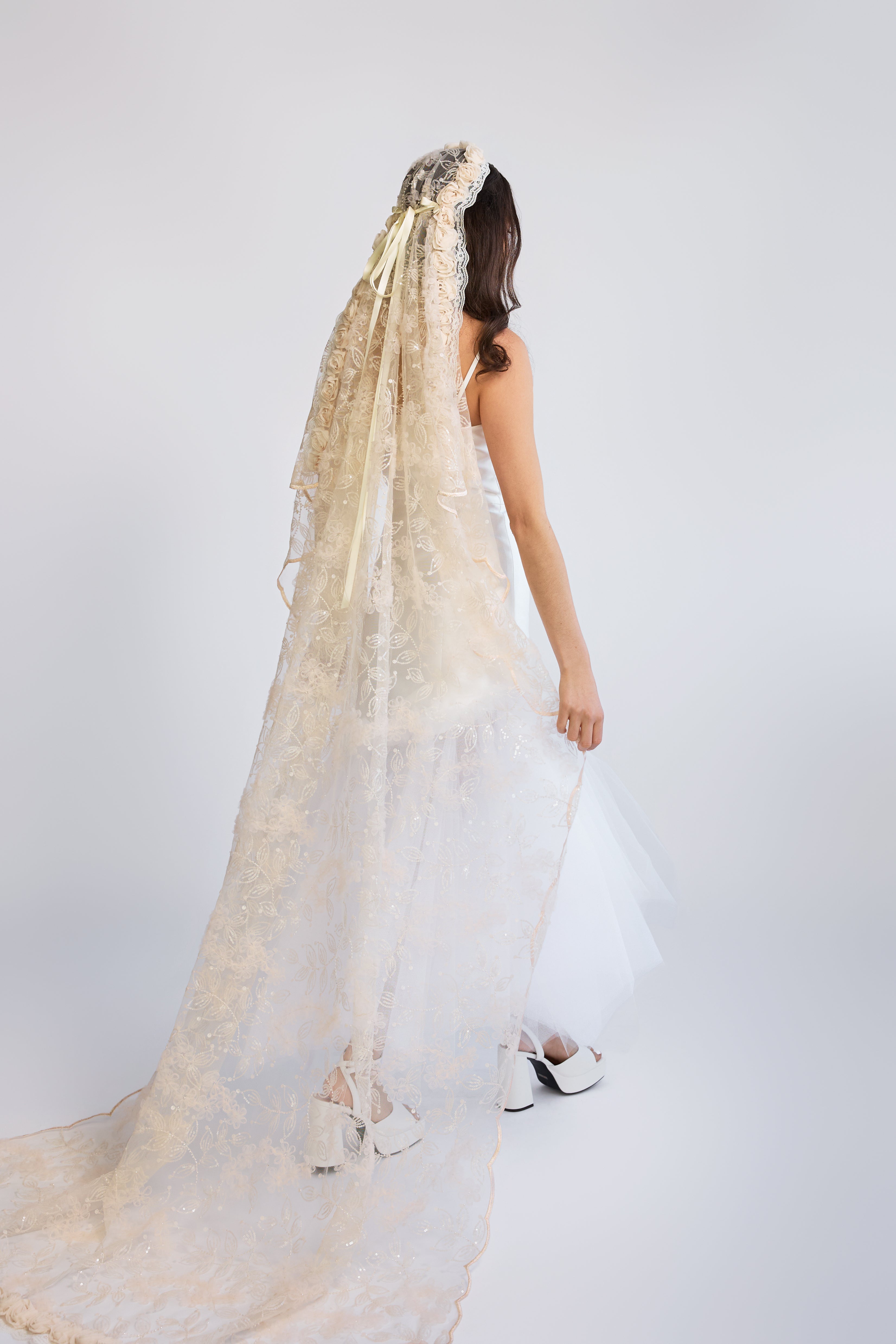 Lilith Veil – Madison Chamberlain