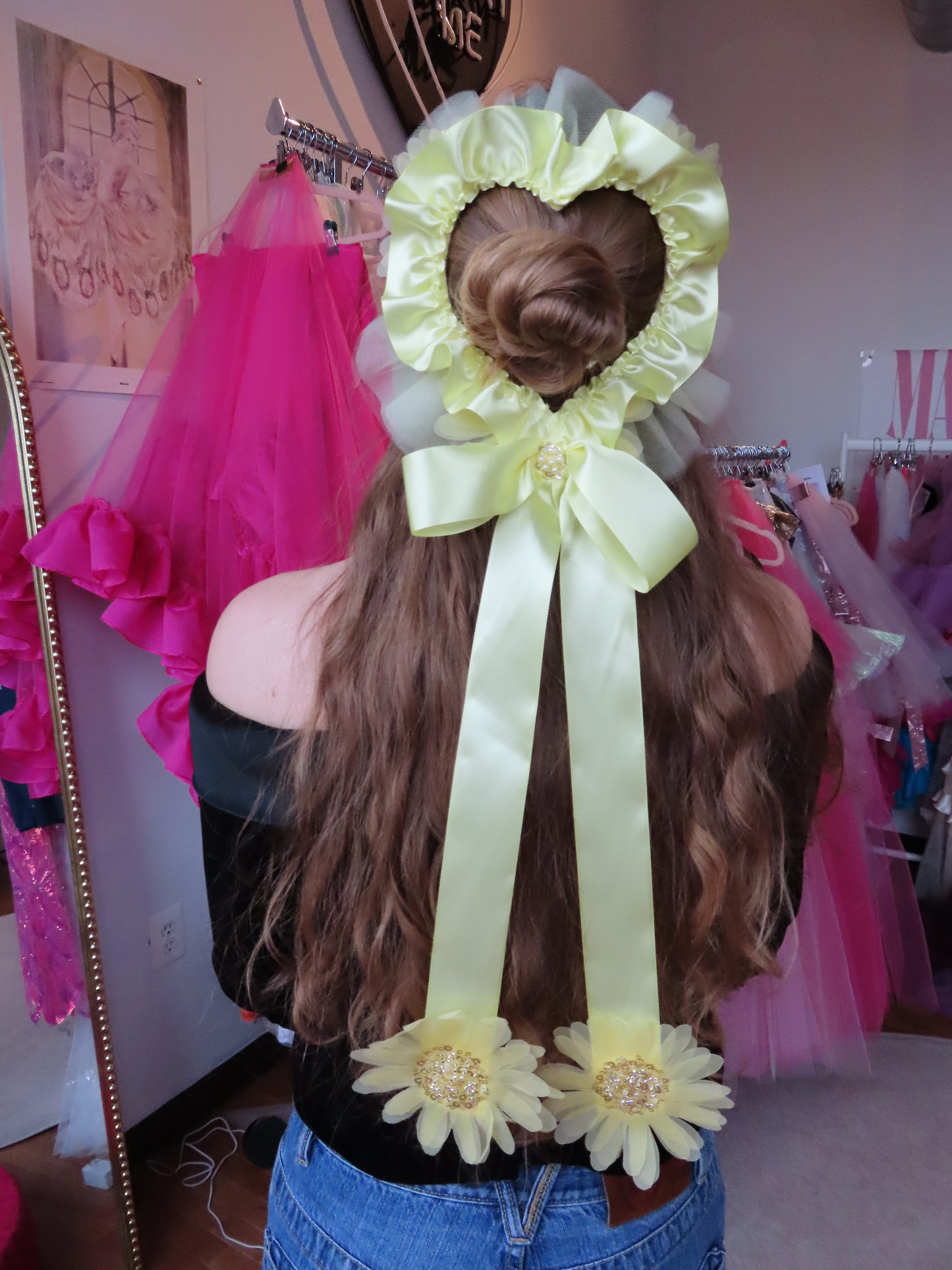 Yellow Flower Heart Halo