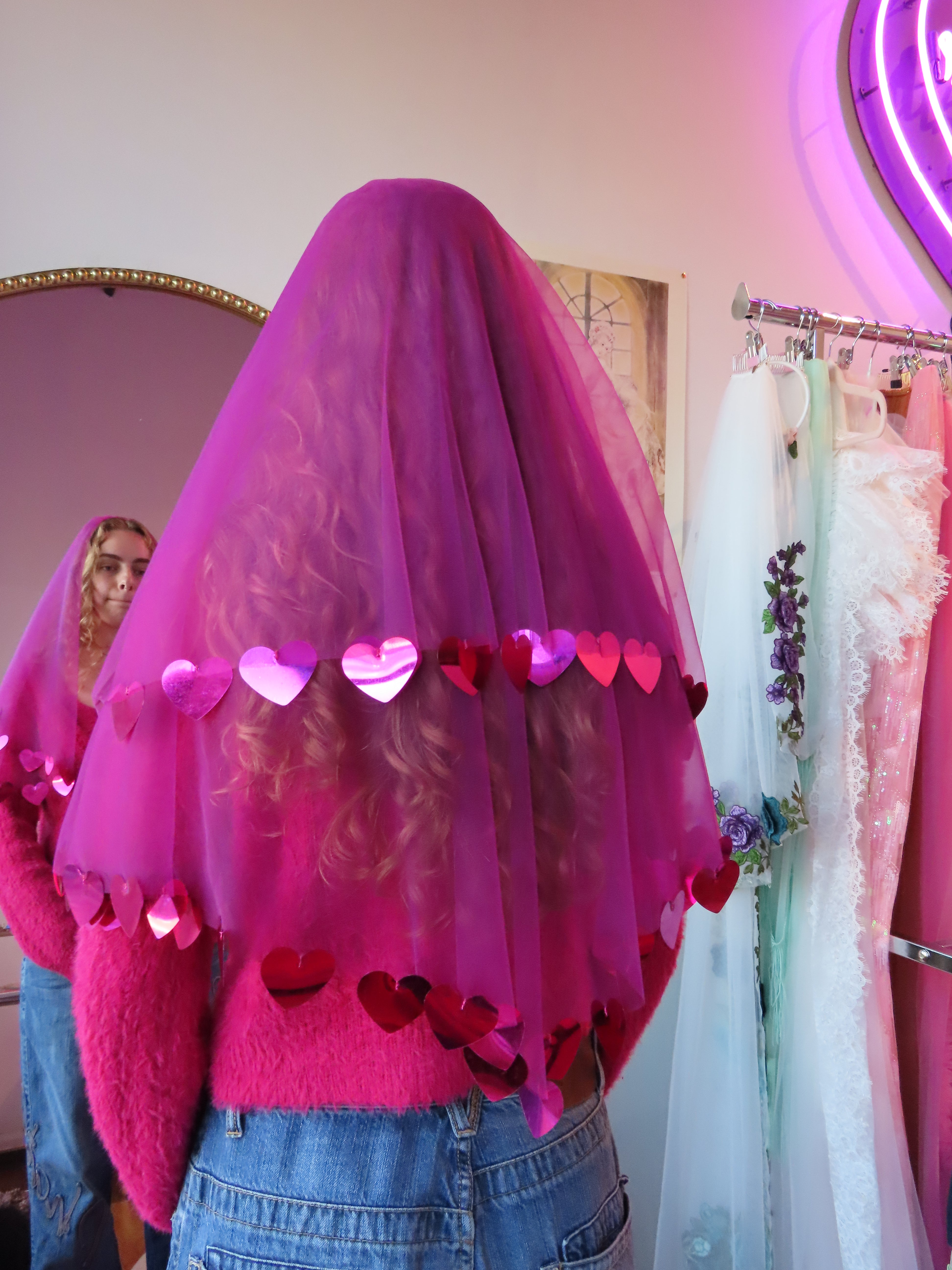 【新品】 NOTREémor tulle veil tops pink Non Traditional Wedding Veils – Madison Chamberlain