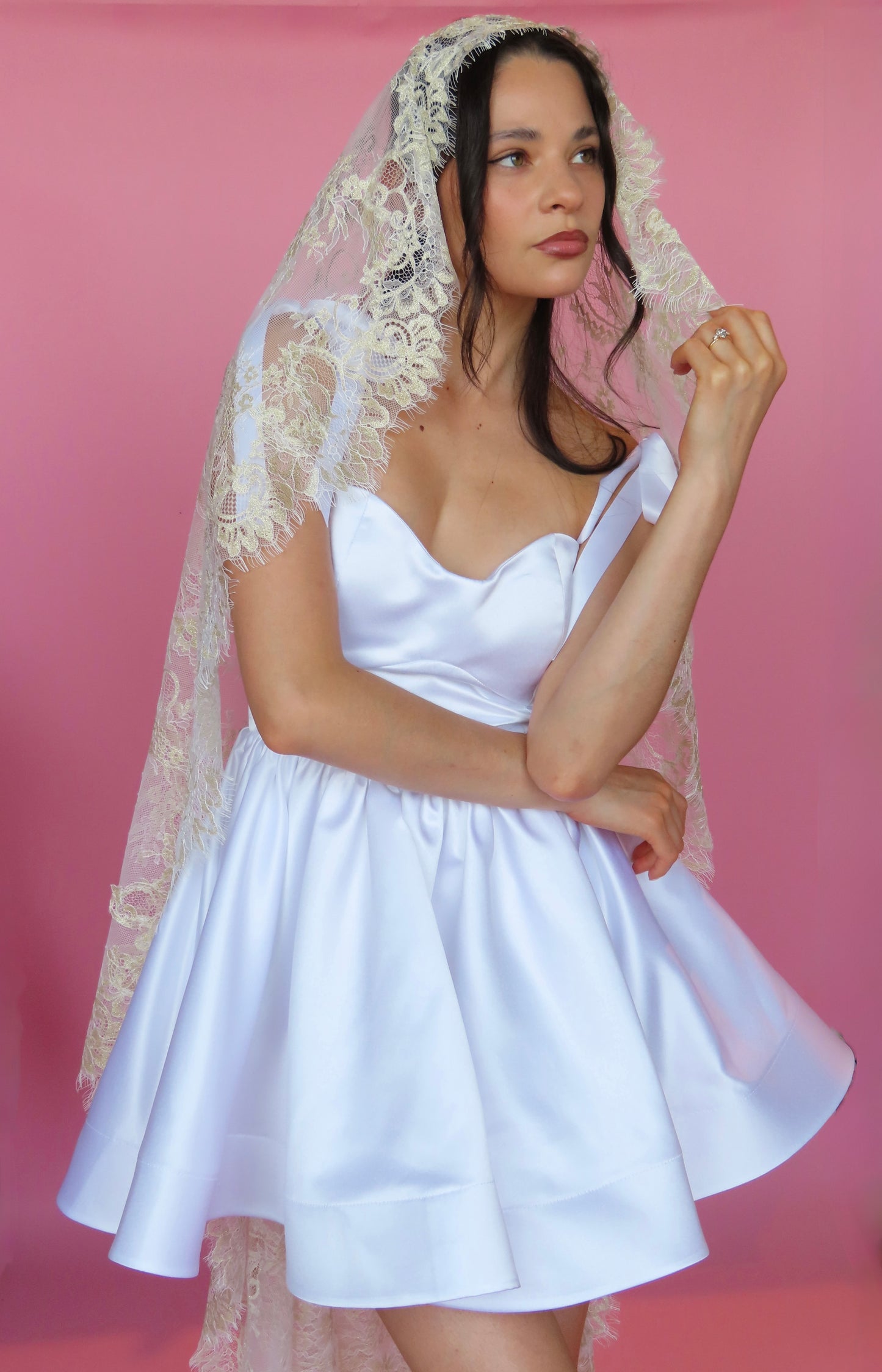 Aurelia Veil
