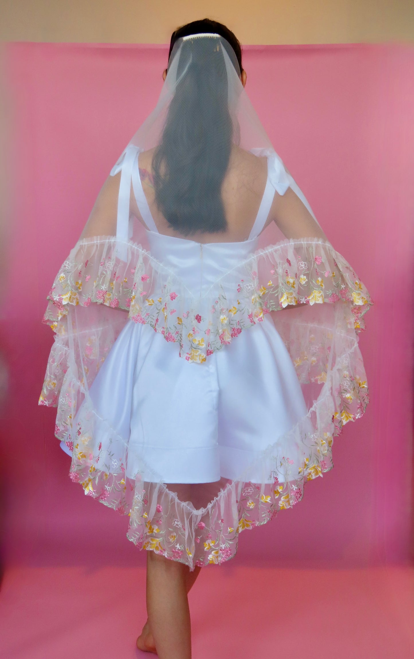 Embroidered Sweetheart Veil