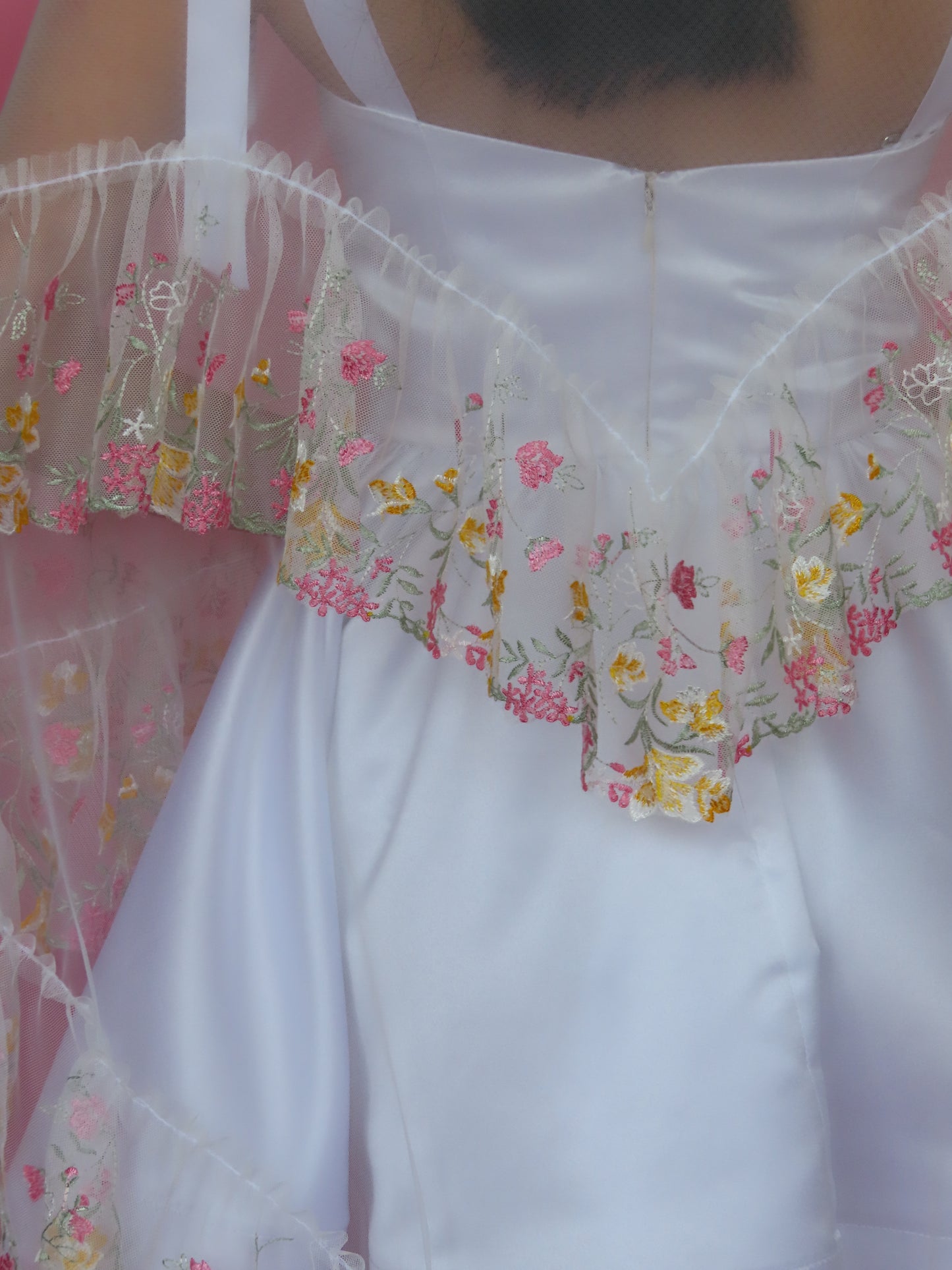 Embroidered Sweetheart Veil
