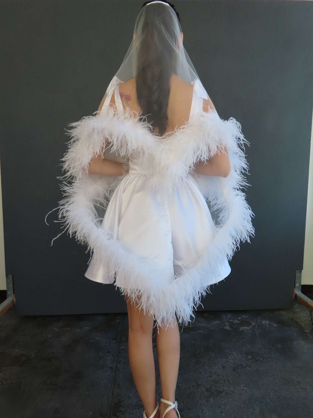 Feather Sweetheart Veil