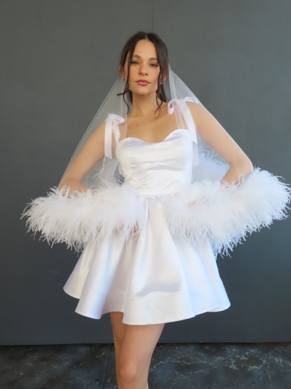 Feather Sweetheart Veil
