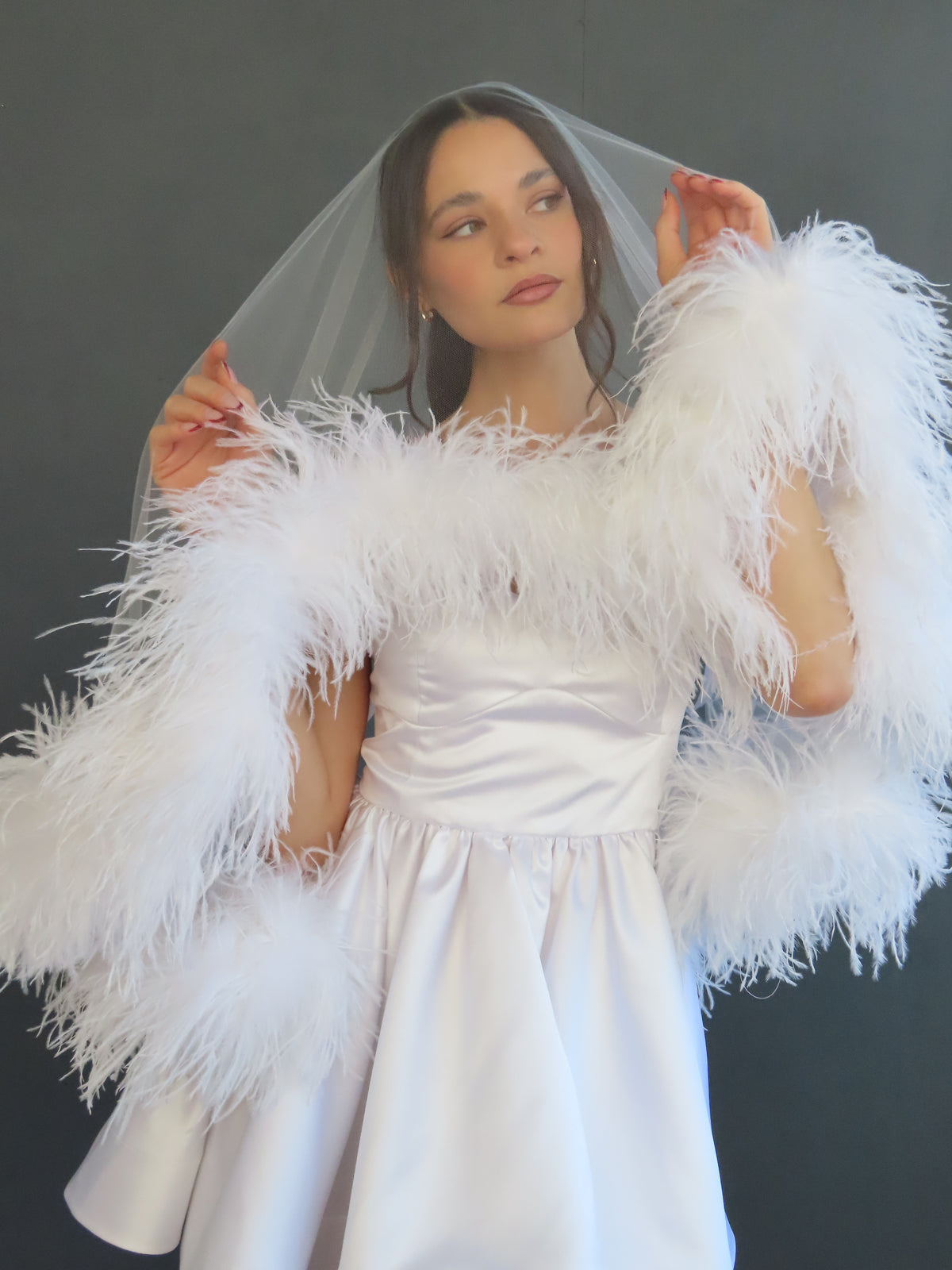 Feather Sweetheart Veil