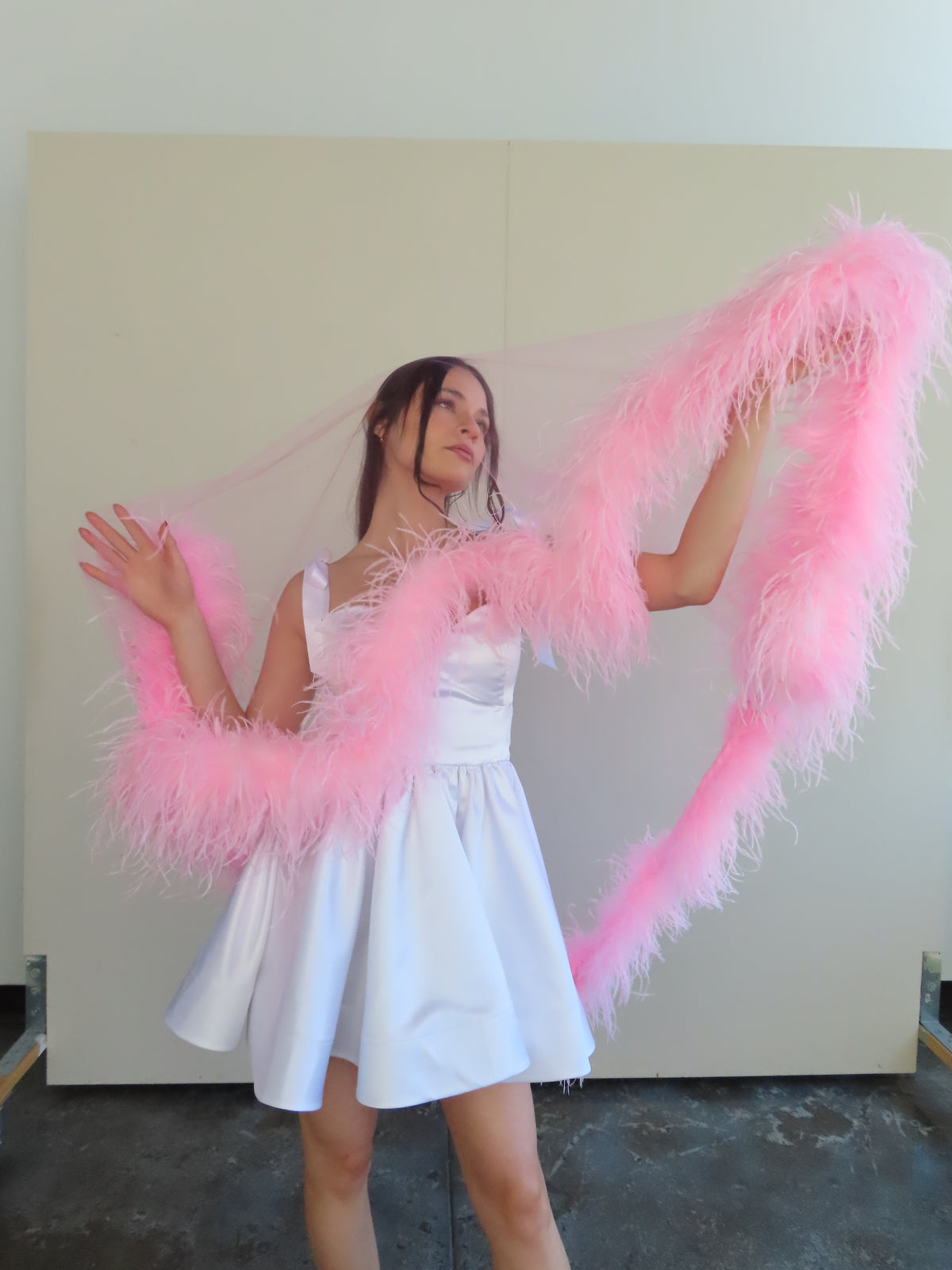 Feather Sweetheart Veil