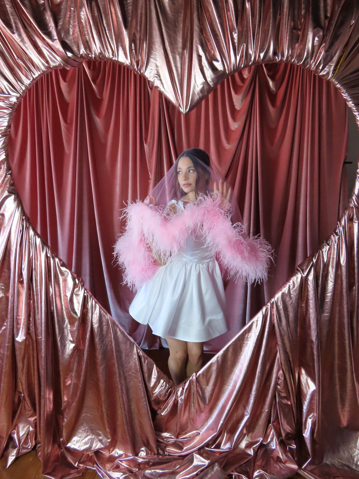 Feather Sweetheart Veil