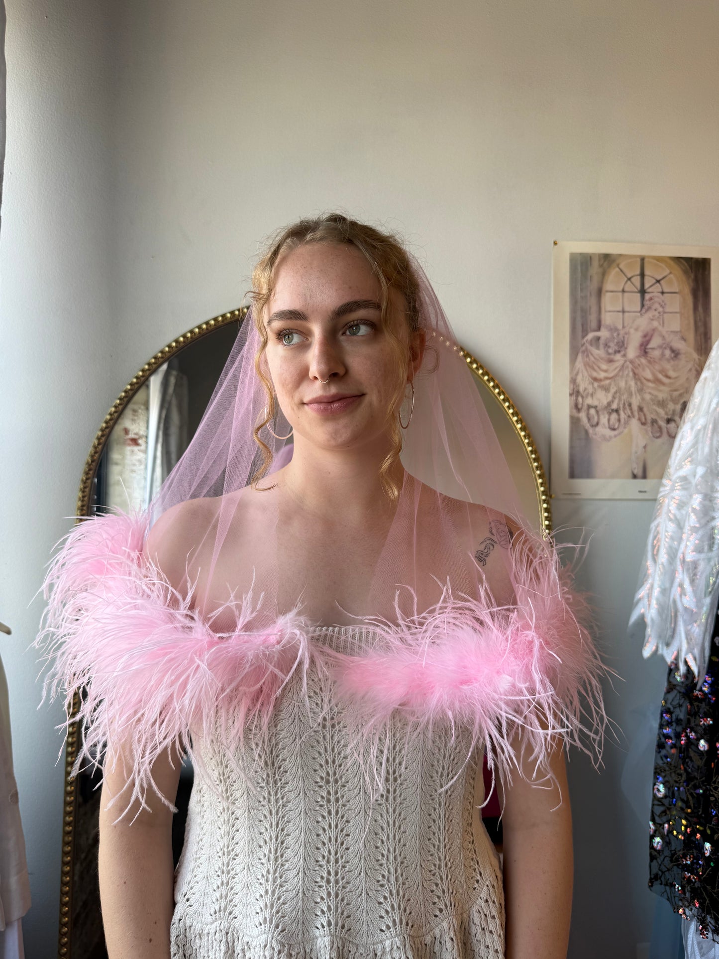 pink fluffy feather veil