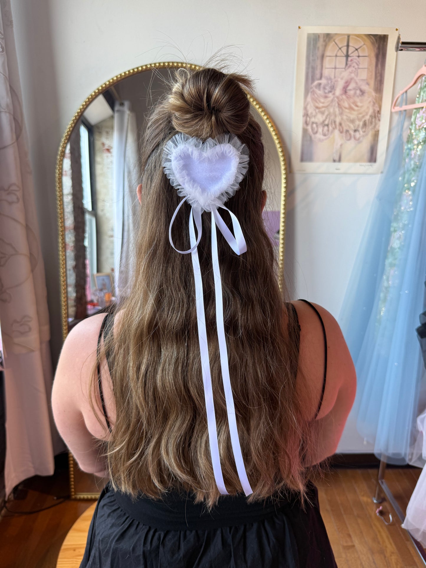 Ruffle Heart Clip with Bow