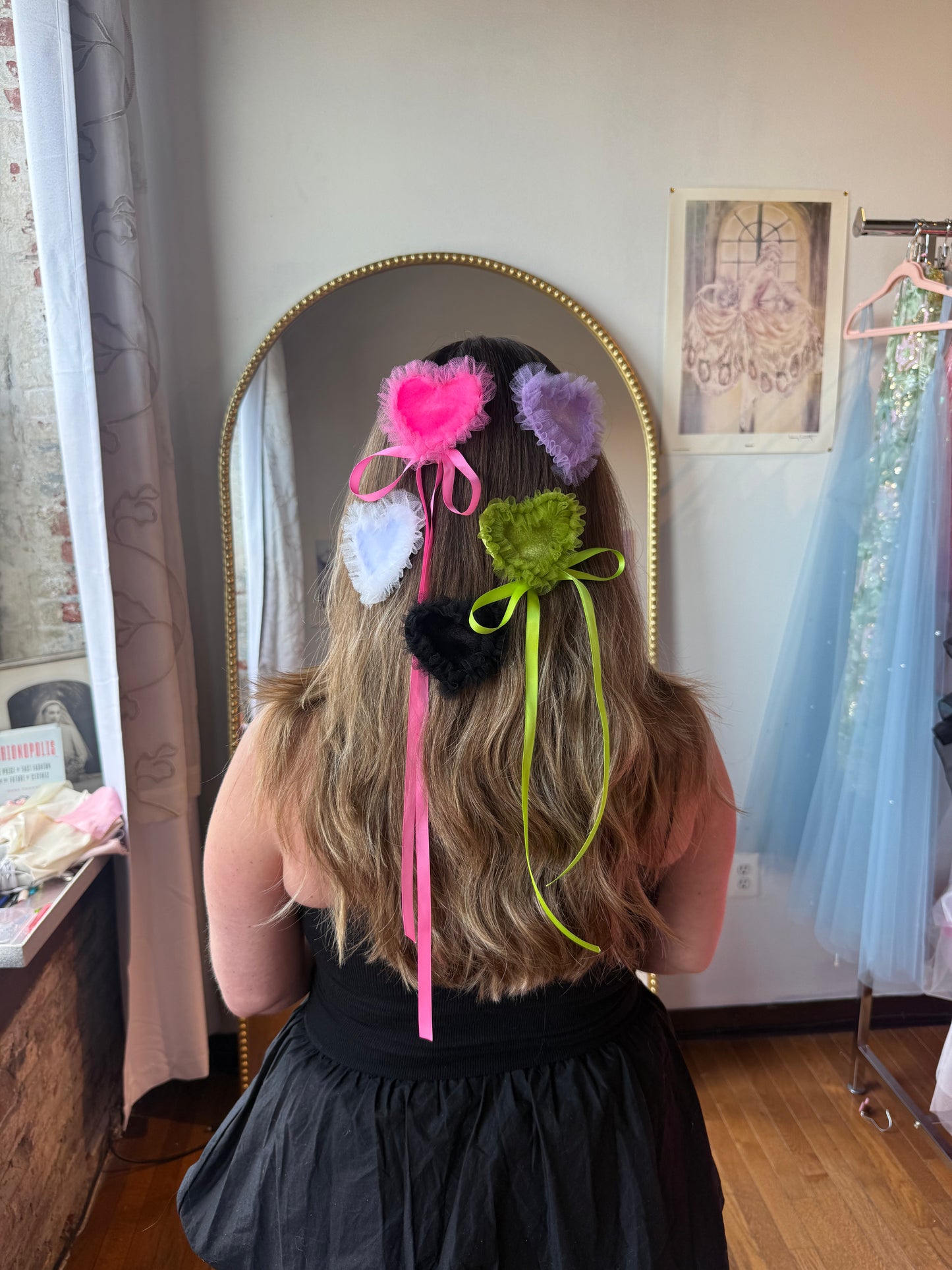 Ruffle Heart Clip