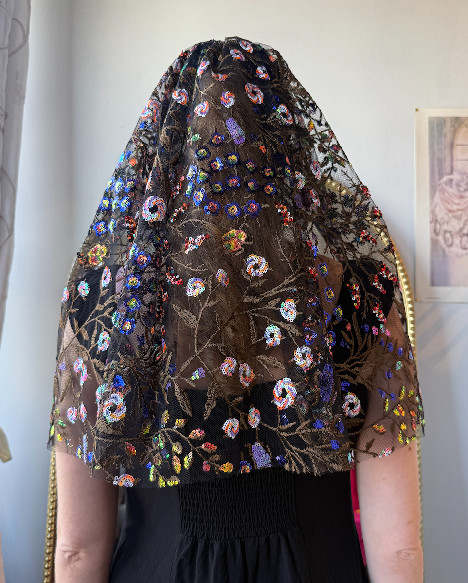 *Ready to ship* Secret Garden Veil Shoulder Length